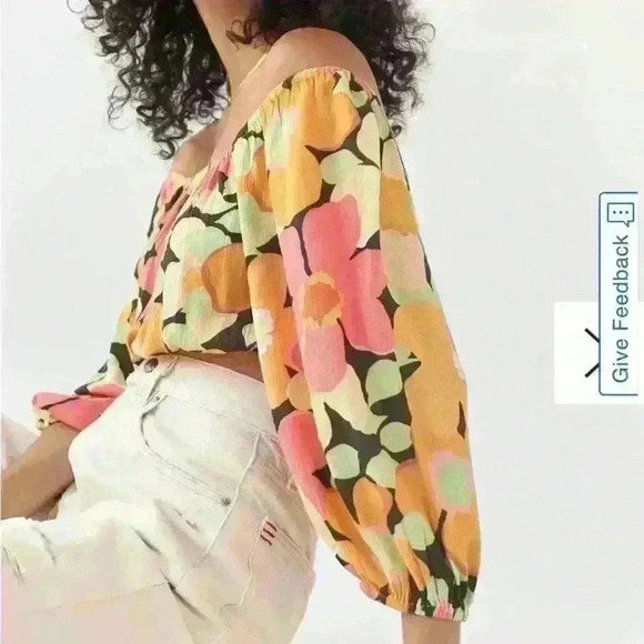 Billabong Sun City Floral Cropped Too by Urban Outfitters - Picture 3 of 4